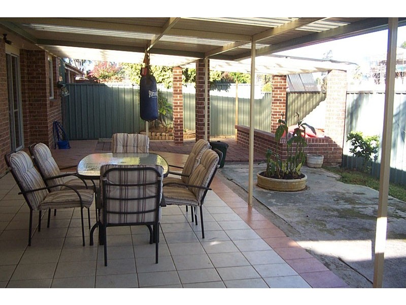 8/7 Woodvale Close, Plumpton NSW 2761