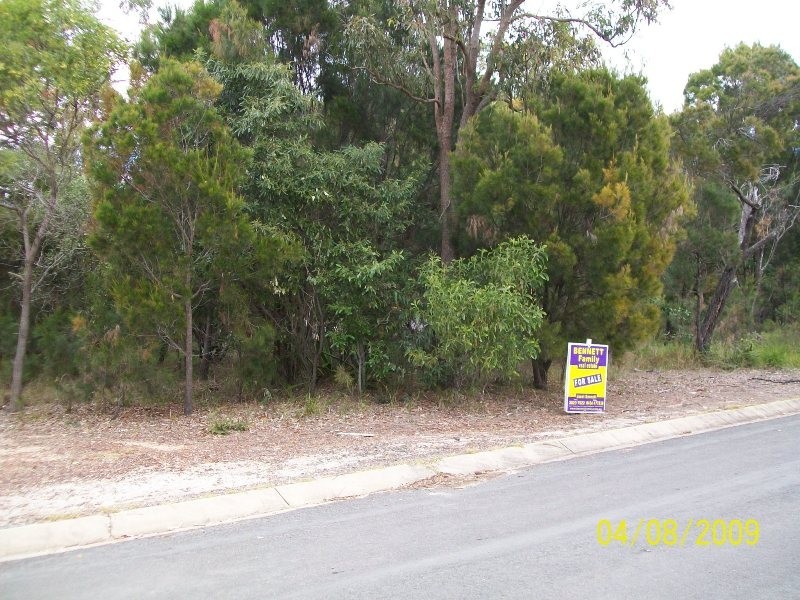 26 Oomool Street, Macleay Island QLD 4184