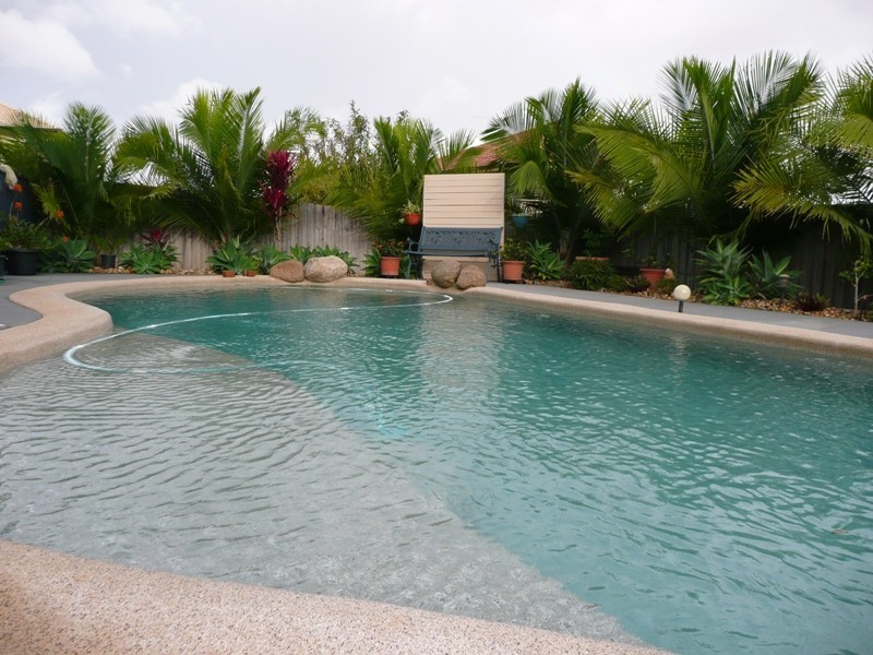 76 Penzance Drive, Redland Bay QLD 4165