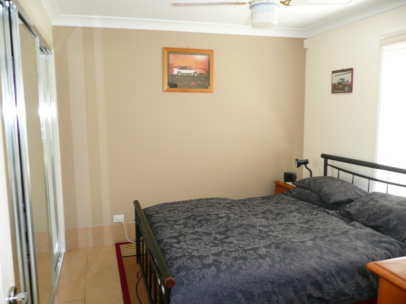 76 Penzance Drive, Redland Bay QLD 4165