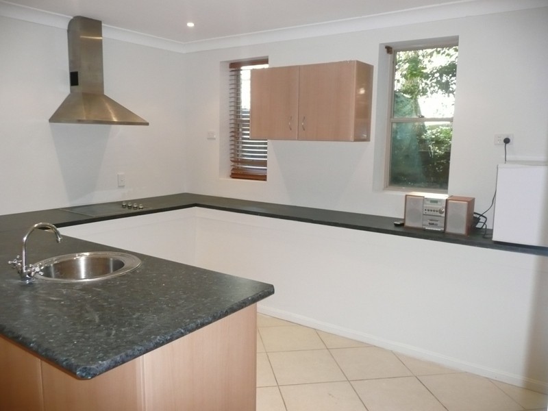 1 Bartlett Terrace, Redland Bay QLD 4165