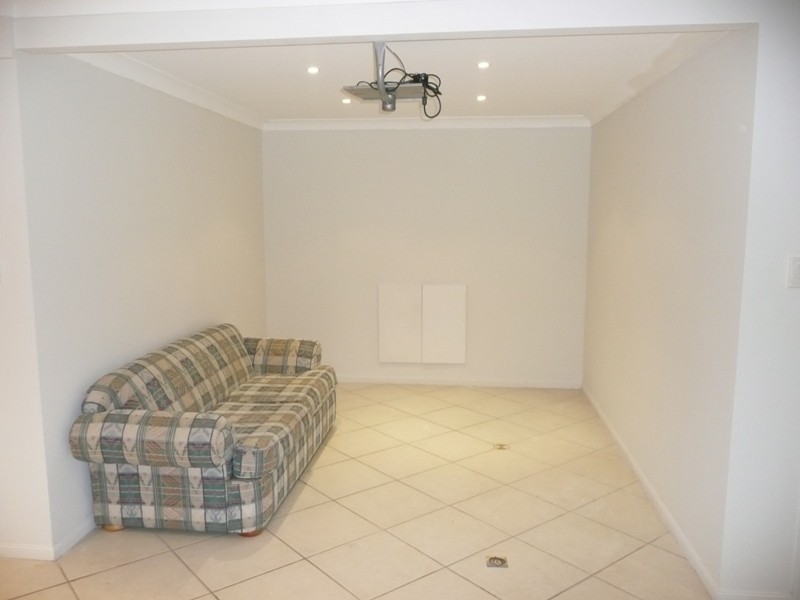 1 Bartlett Terrace, Redland Bay QLD 4165