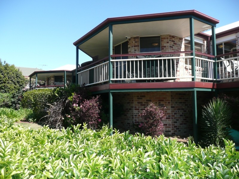 1 Bartlett Terrace, Redland Bay QLD 4165