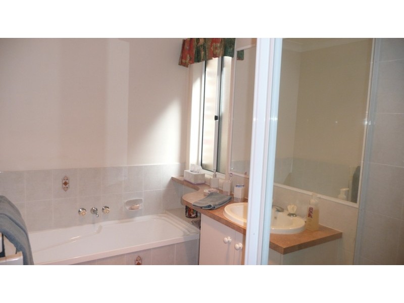 27 Alexander Avenue, Victoria Point QLD 4165