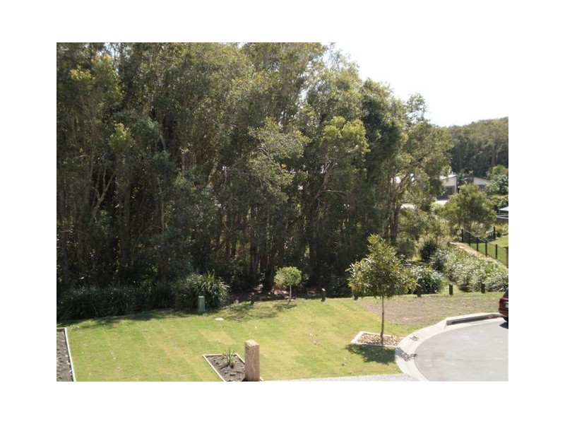 24 Lyndhurst Place, Thornlands QLD 4164