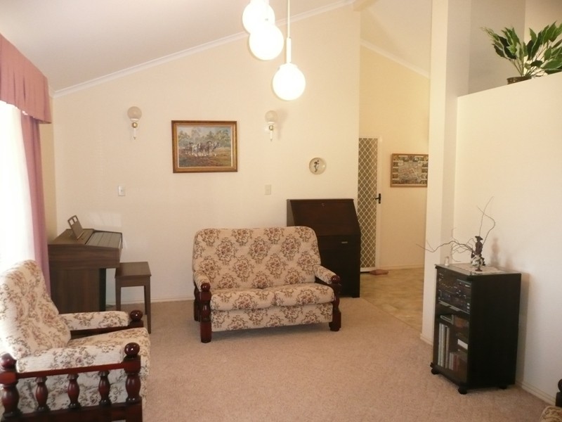 4 Judy Close, Victoria Point QLD 4165