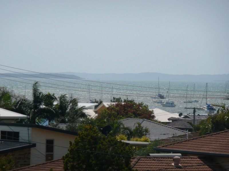 2 Yarran Street, Victoria Point QLD 4165