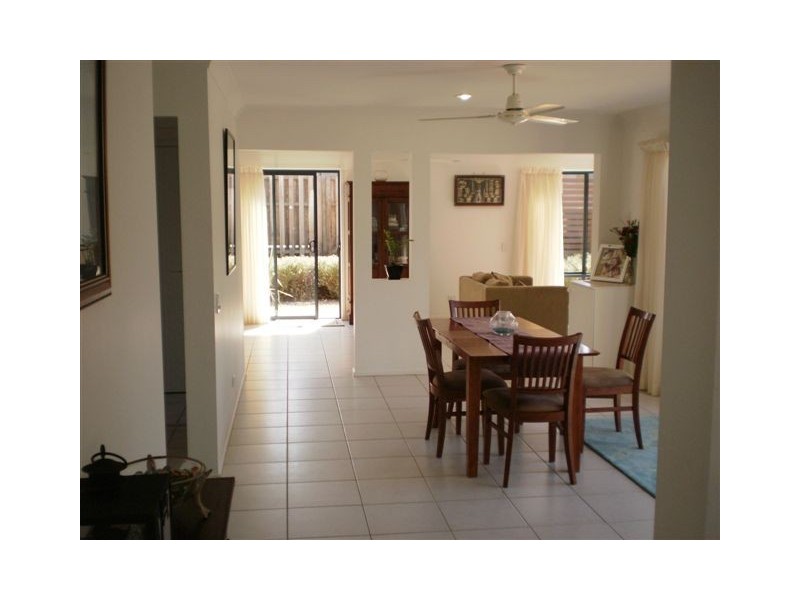 54 Azure Avenue, Redland Bay QLD 4165