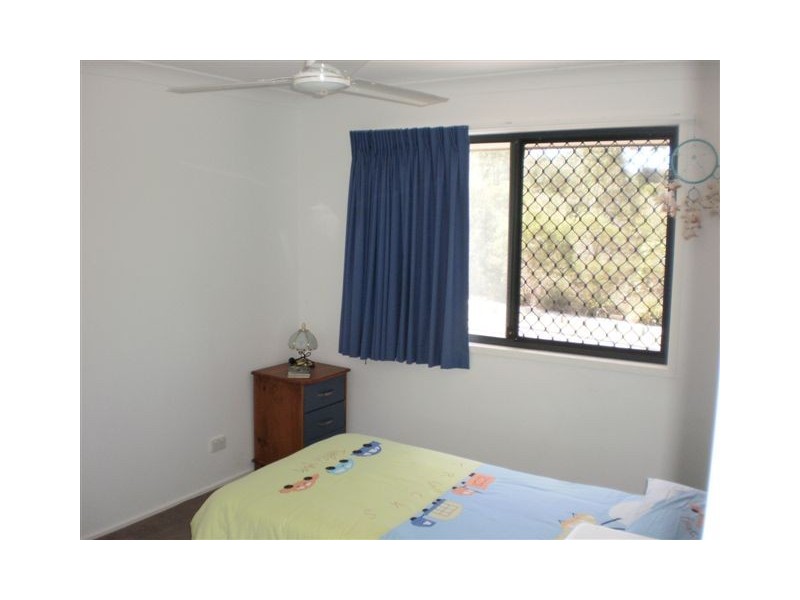 54 Azure Avenue, Redland Bay QLD 4165