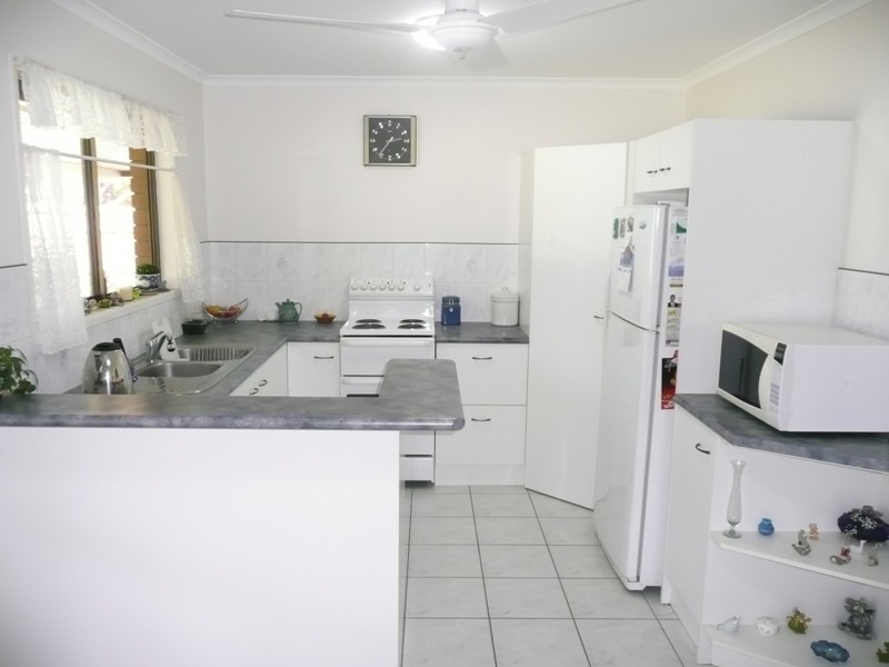 18 Joanne Crescent, Thornlands QLD 4164