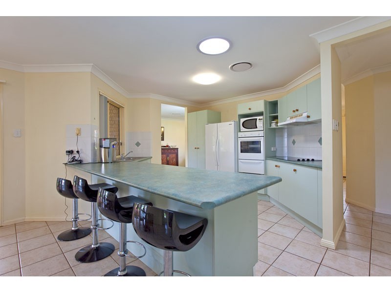 8 Anthony Street, Victoria Point QLD 4165