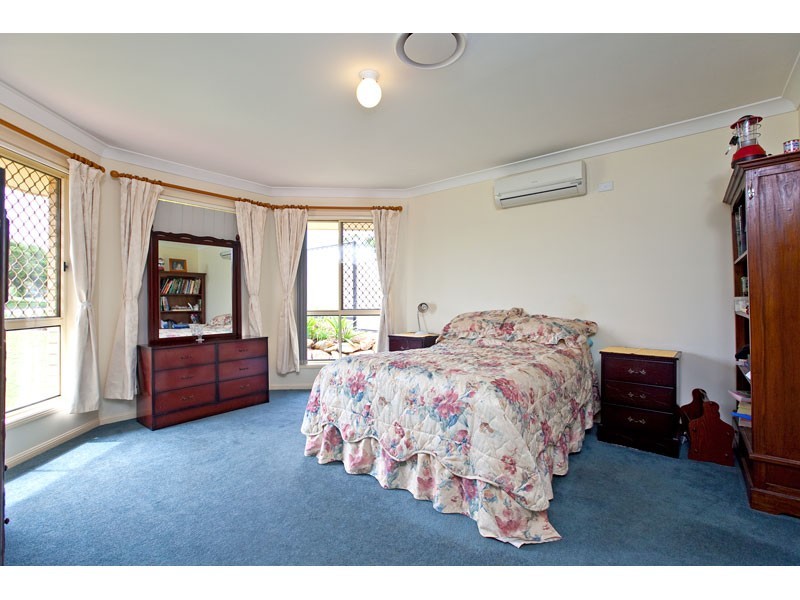 8 Anthony Street, Victoria Point QLD 4165