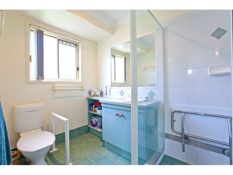 8 Anthony Street, Victoria Point QLD 4165