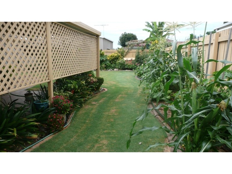 17 Cove Court, Victoria Point QLD 4165