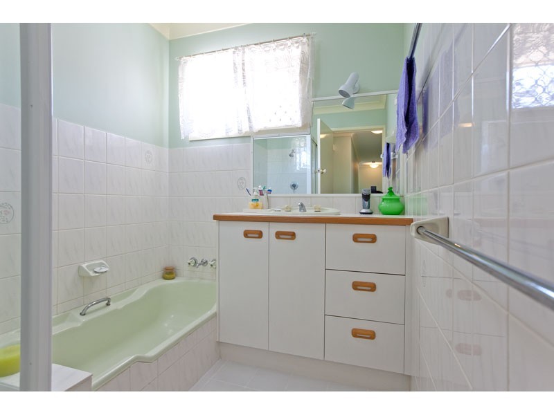 21 Yeo Street, Victoria Point QLD 4165
