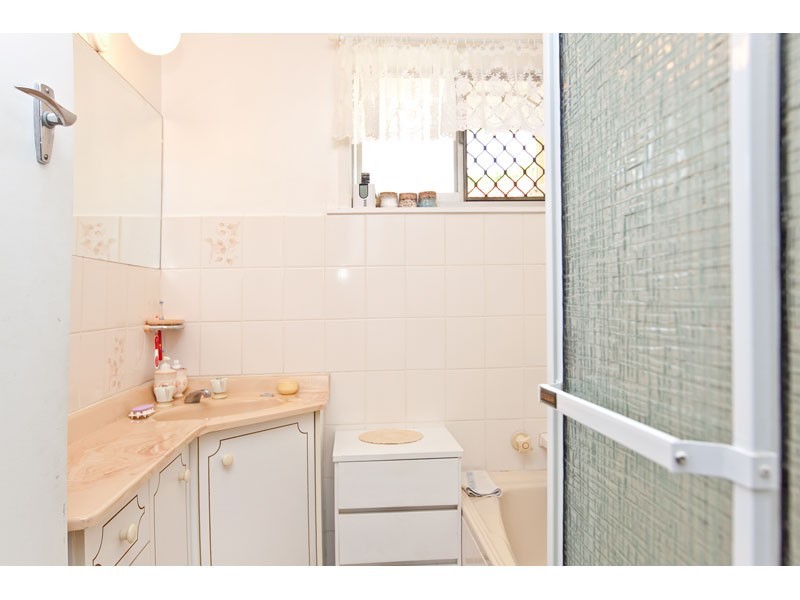 21 Yeo Street, Victoria Point QLD 4165