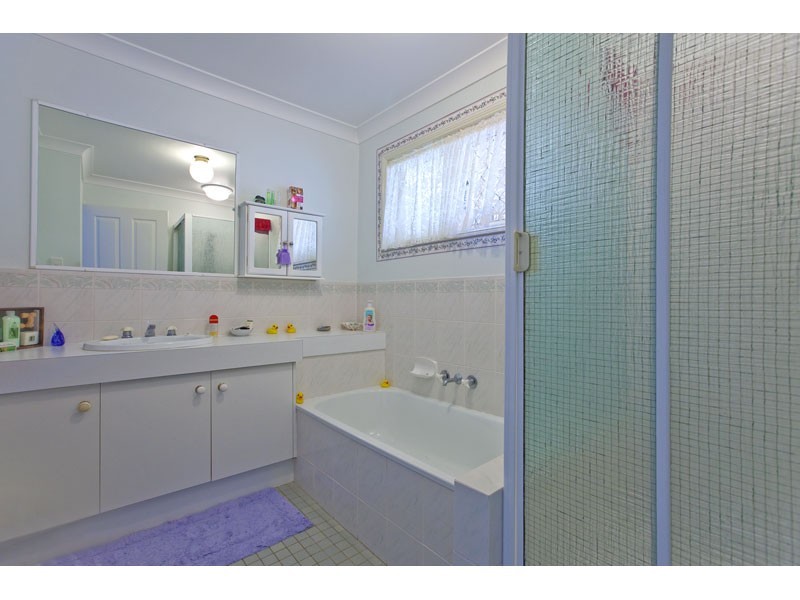 10 Balsa Court, Victoria Point QLD 4165