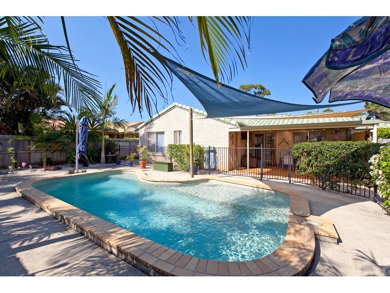 10 Balsa Court, Victoria Point QLD 4165