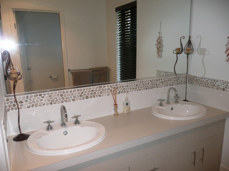 51 Falkirk Parade, Redland Bay QLD 4165