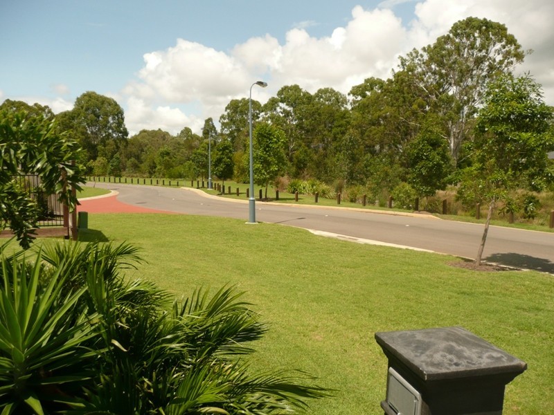 51 Falkirk Parade, Redland Bay QLD 4165