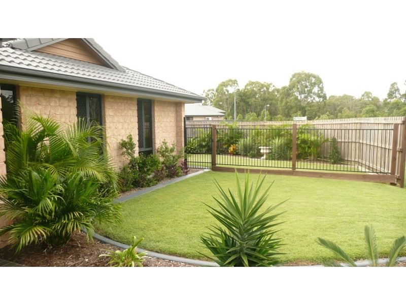 51 Falkirk Parade, Redland Bay QLD 4165