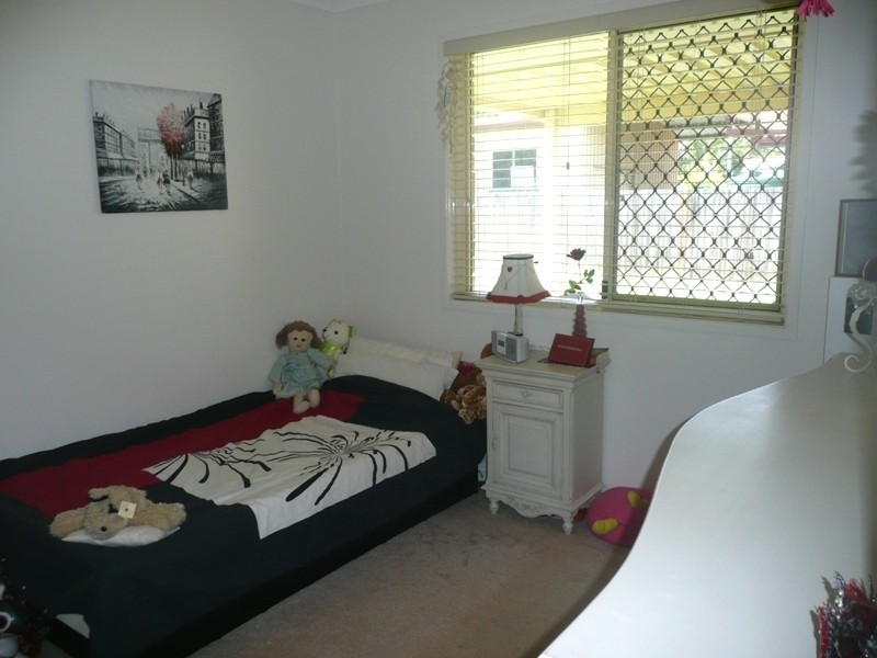 12 Warnick Street, Victoria Point QLD 4165