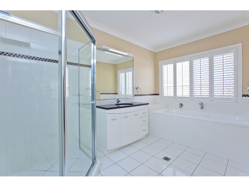14 Mathison Court, Redland Bay QLD 4165