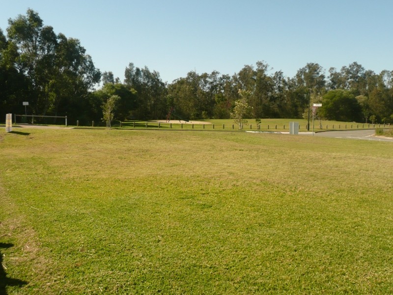 1 Cnr Manning Espanade & Barramul Place, Thornlands QLD 4164