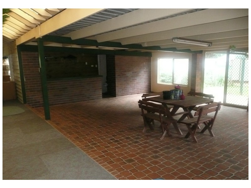 13-15 Winston Road, Sheldon QLD 4157