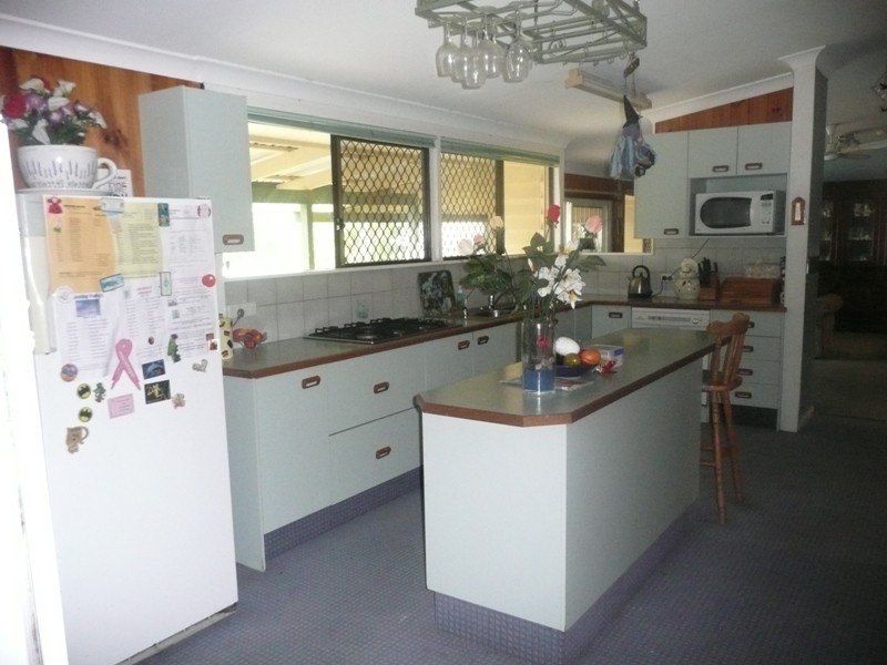 13-15 Winston Road, Sheldon QLD 4157