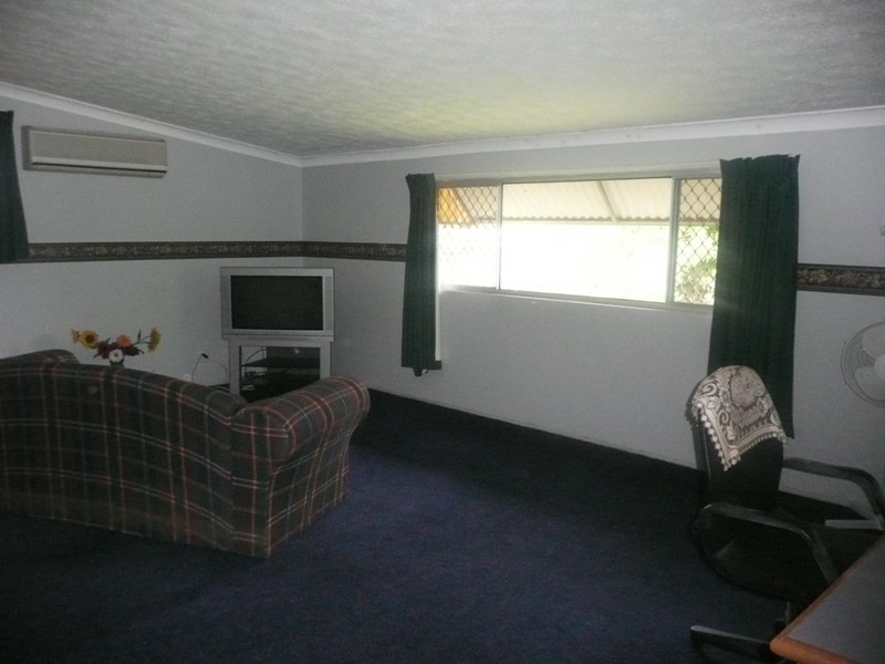 13-15 Winston Road, Sheldon QLD 4157