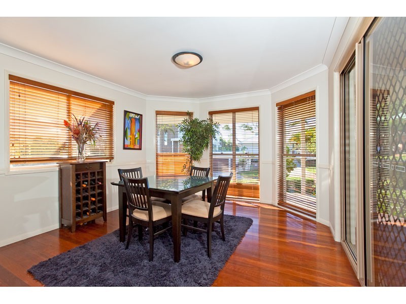 1 Bartlett Terrace, Redland Bay QLD 4165