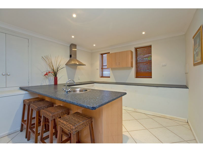 1 Bartlett Terrace, Redland Bay QLD 4165