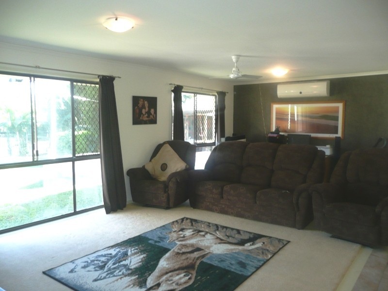 11 Sycamore Parade, Victoria Point QLD 4165