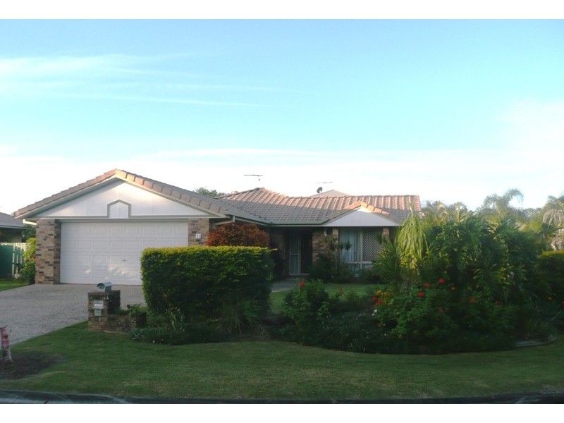 11 Beachside Court, Victoria Point QLD 4165