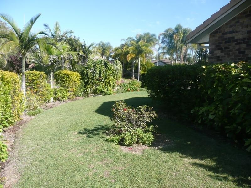 11 Beachside Court, Victoria Point QLD 4165