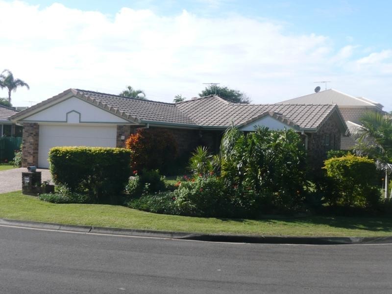 11 Beachside Court, Victoria Point QLD 4165