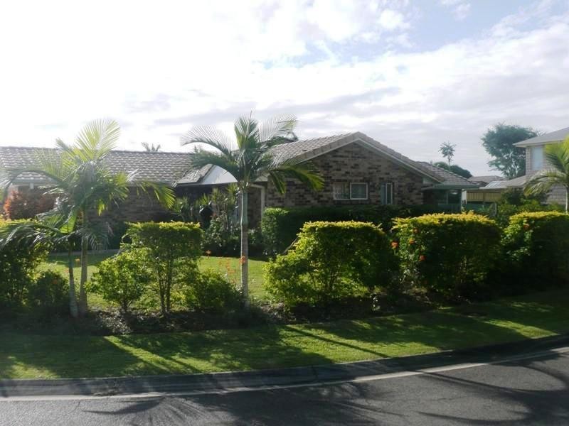 11 Beachside Court, Victoria Point QLD 4165