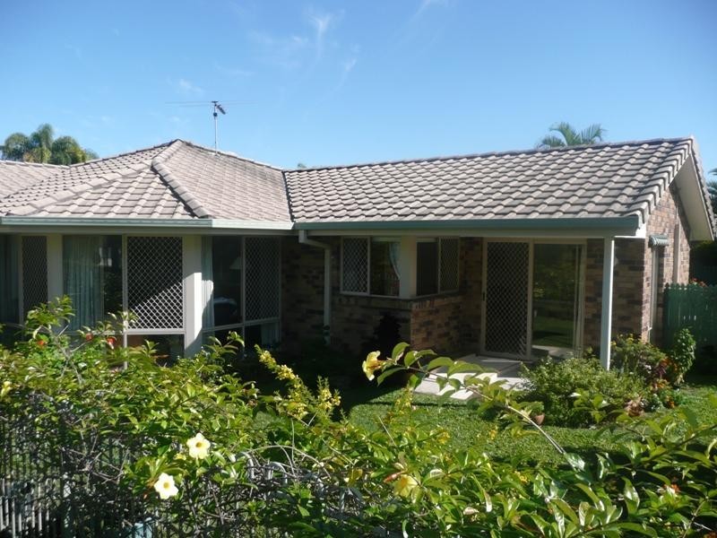 11 Beachside Court, Victoria Point QLD 4165