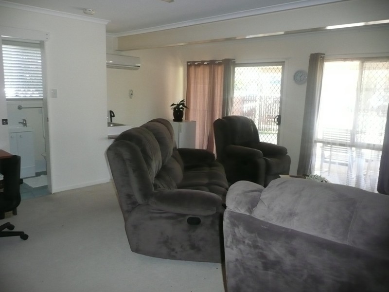 8 Thompson Street, Victoria Point QLD 4165
