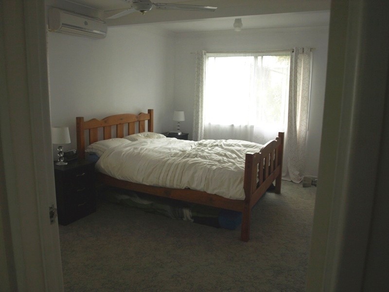 1 Christopher Street, Redland Bay QLD 4165