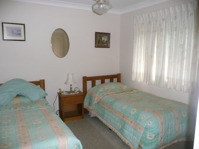 8 Alexander Avenue, Victoria Point QLD 4165