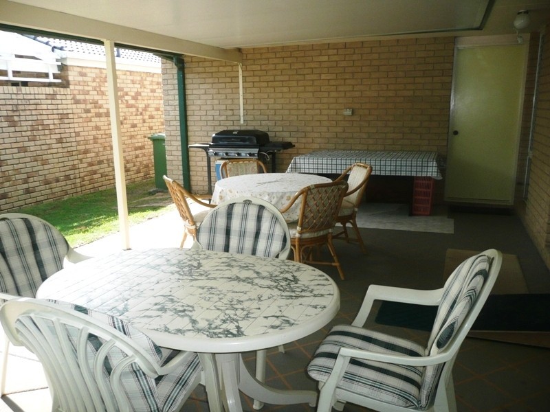 8 Alexander Avenue, Victoria Point QLD 4165
