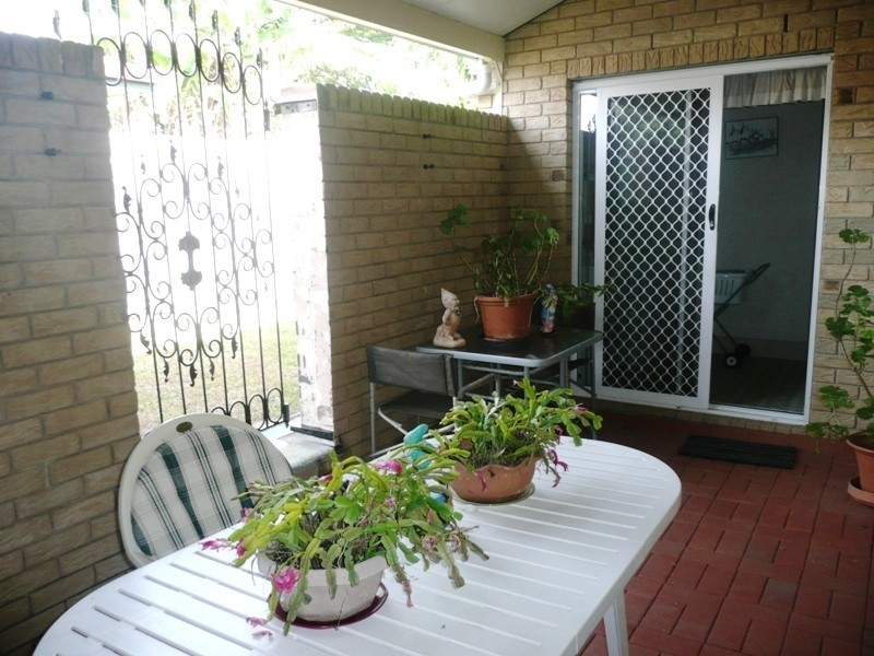 8 Alexander Avenue, Victoria Point QLD 4165