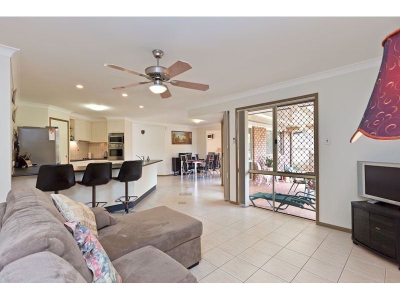88 Salisbury Street, Redland Bay QLD 4165
