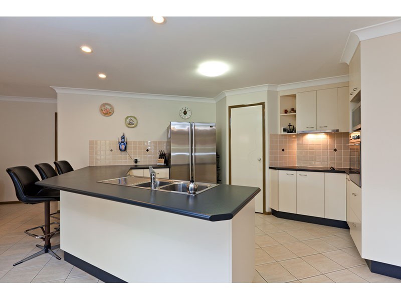 88 Salisbury Street, Redland Bay QLD 4165