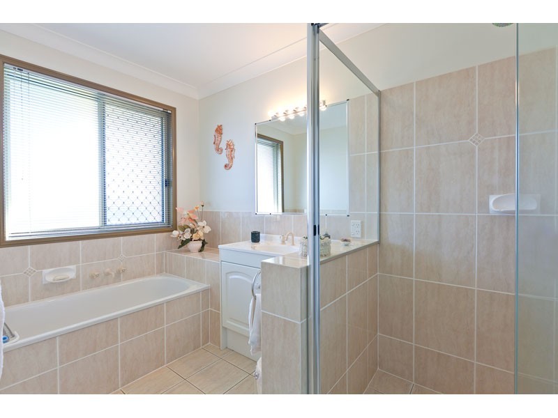 88 Salisbury Street, Redland Bay QLD 4165