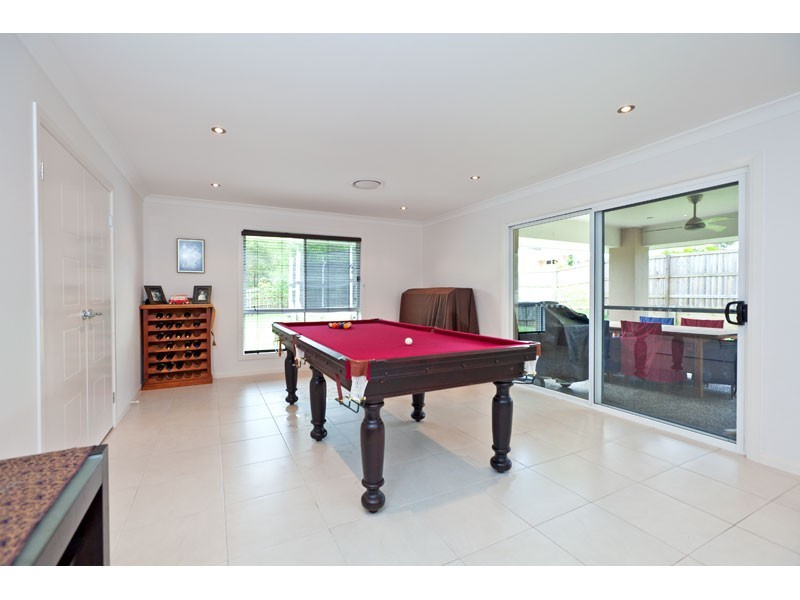 8 Village Drive, Mount Cotton QLD 4165