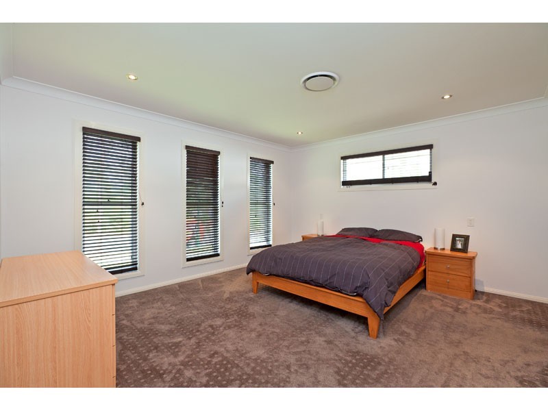8 Village Drive, Mount Cotton QLD 4165