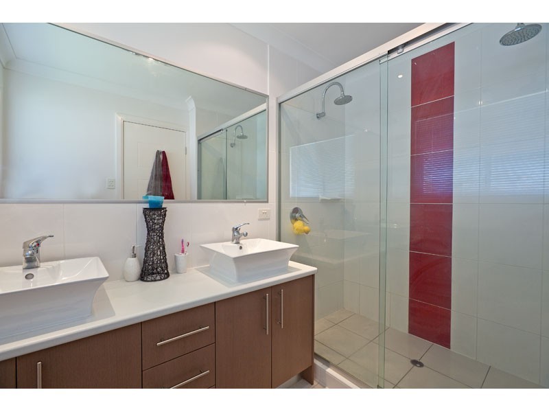 8 Village Drive, Mount Cotton QLD 4165